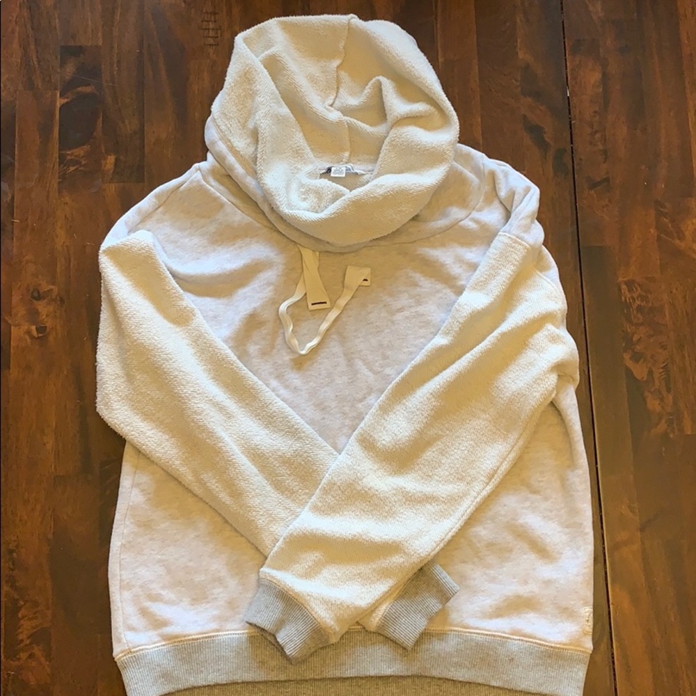 Pull over sweater